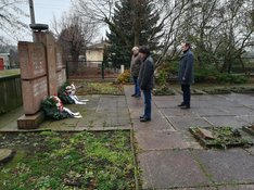 Gedenken_Hecklingen_Gruppe.jpg